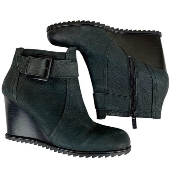 Kenneth Cole Reaction Leather Storm Wedge Ankle Boot- Sz 7 - Picture 2 of 13